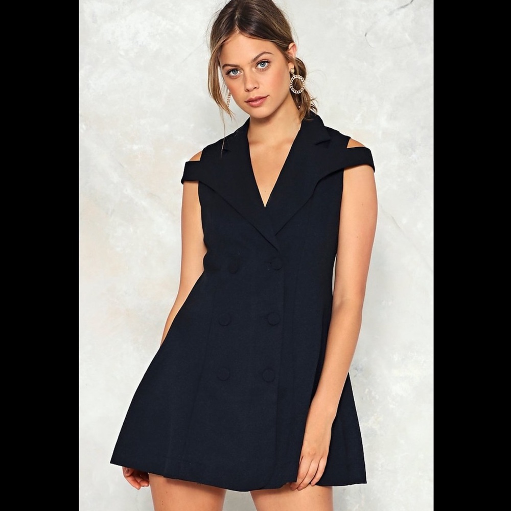 Double breasted cold shoulder dress - Size 4/6